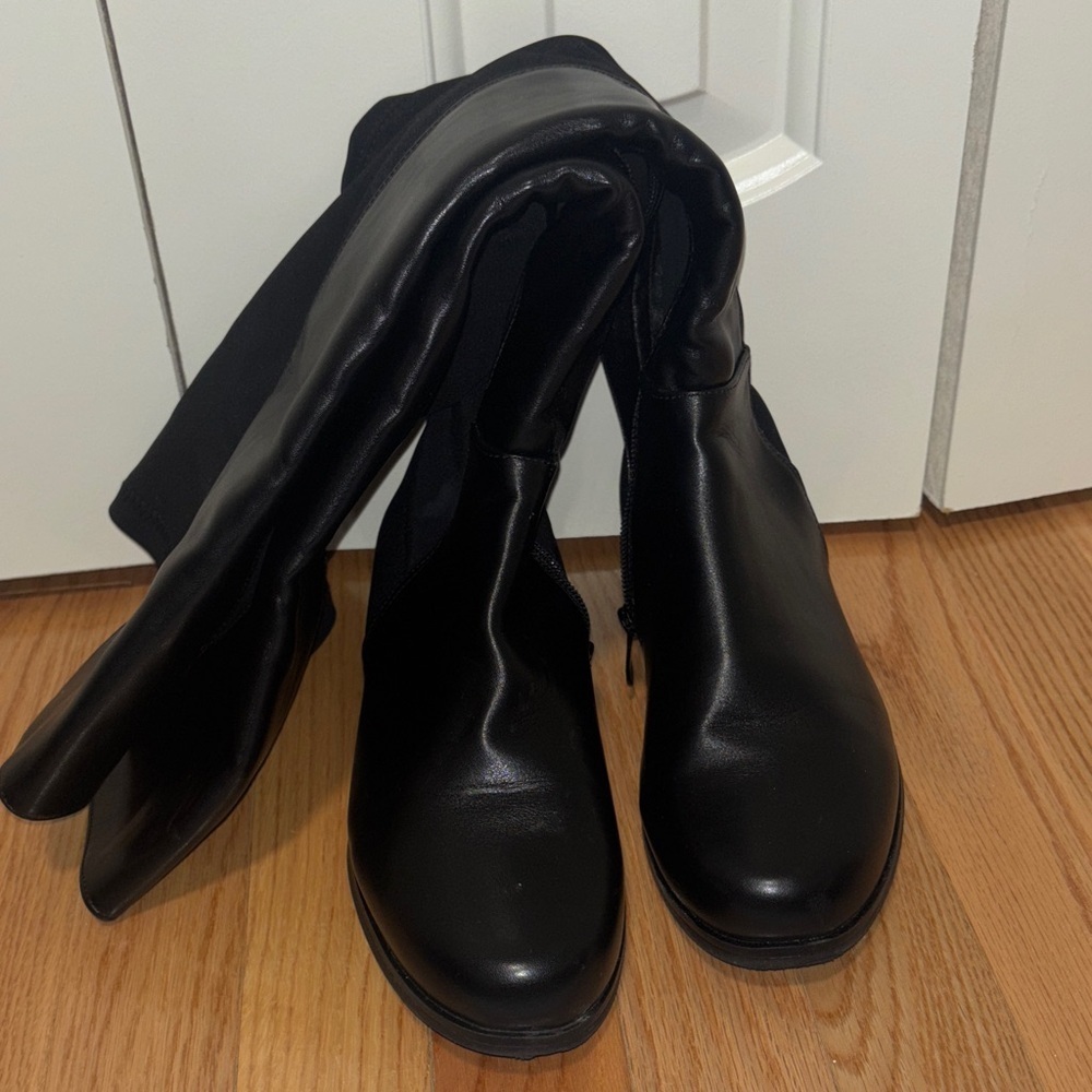 Black Knee-High Women's Boots - Picture 3 of 6